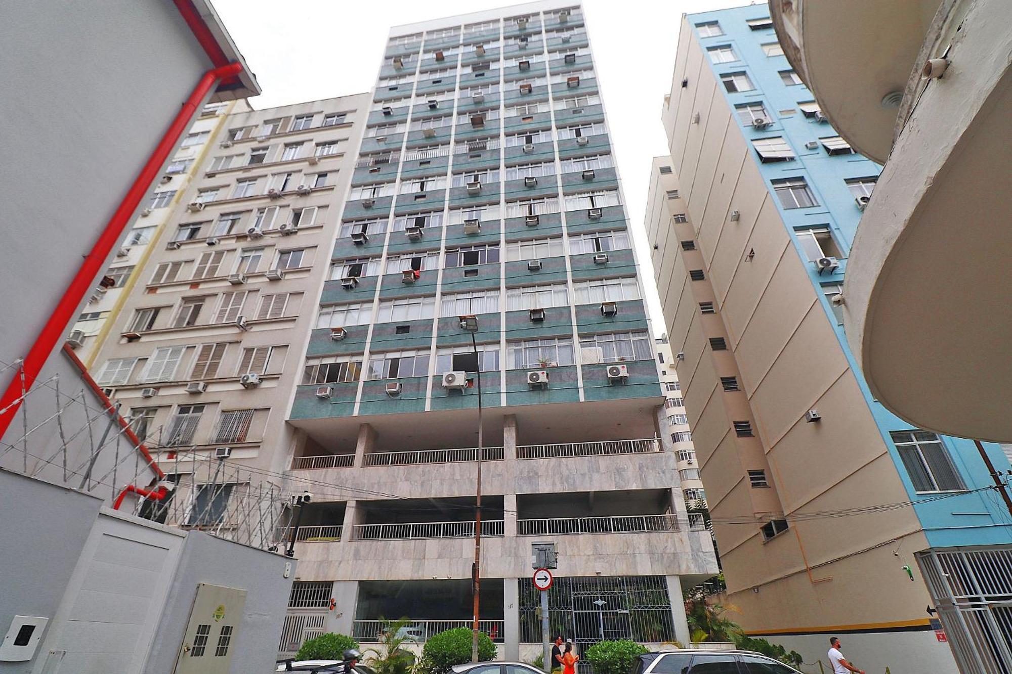 Apartamento Silencioso Para 6 Pessoas, 2 Quadras Da Praia, Proximo A Bares, Restaurantes E Metro Rio de Janeiro Luaran gambar